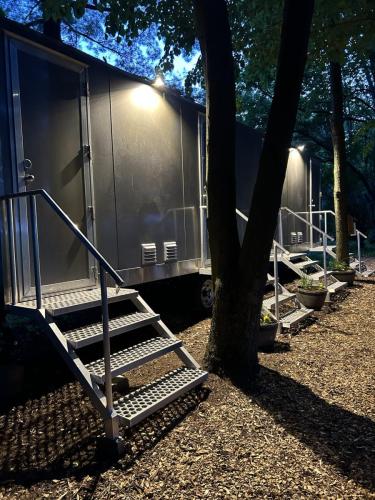 Our four full washroom trailer features the comfort and convenience of home.